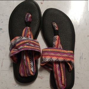 Sanuk Yoga Mat Surface Sandals